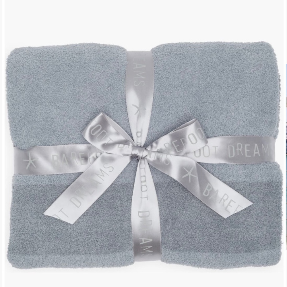 Barefoot Dreams CozyChic Block Stripe Throw Blanket Moonbeam SZ 45X60